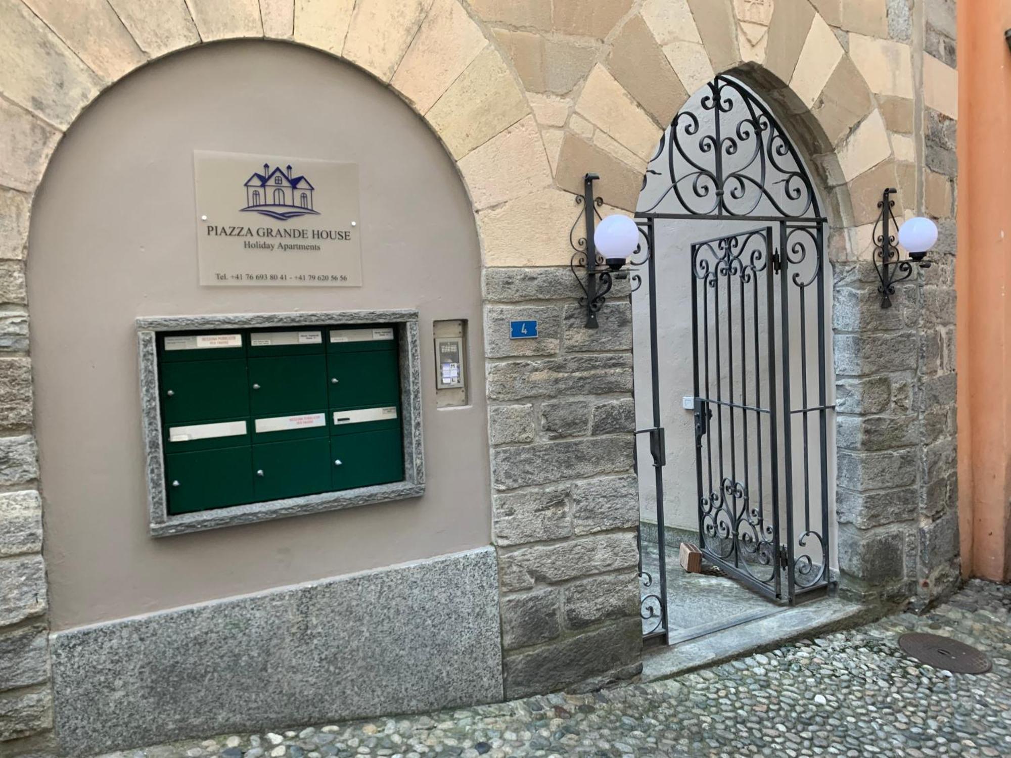 Piazza Grande House Lägenhet Locarno Exteriör bild